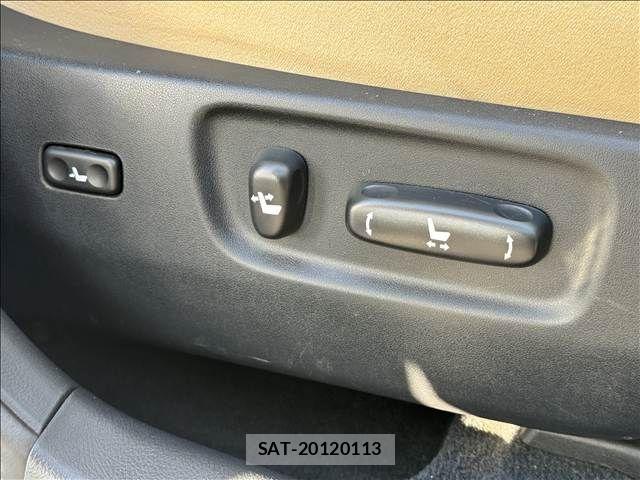 Toyota SAI 2014-02 6817073-16