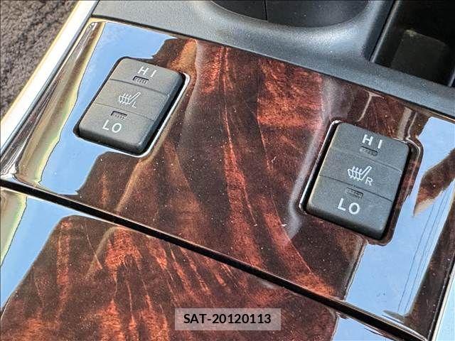 Toyota SAI 2014-02 6817073-3
