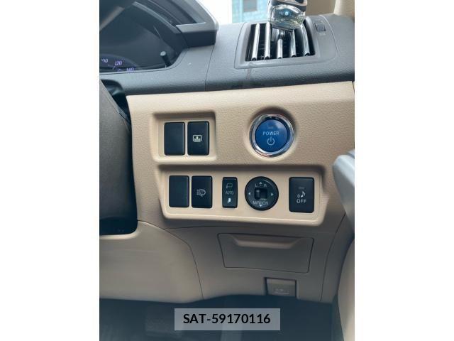 Toyota SAI 2013-05 6912332-16