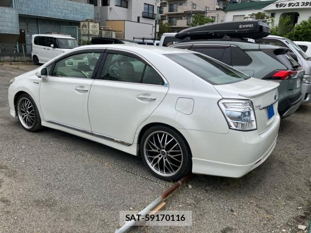 Toyota SAI 2013-05 6912332-4