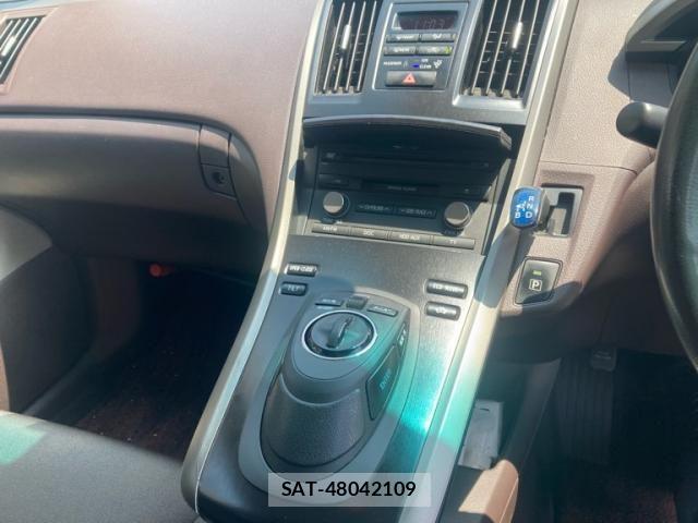 Toyota SAI 2010-03 6912335-19
