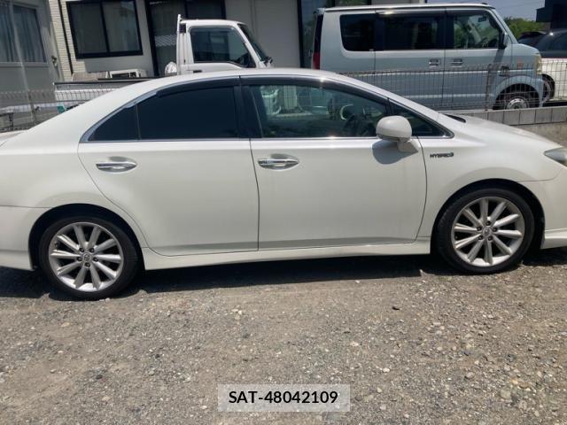 Toyota SAI 2010-03 6912335-4