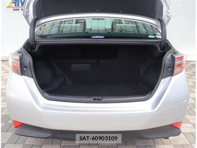 Toyota SAI 2015-01 6997879-6