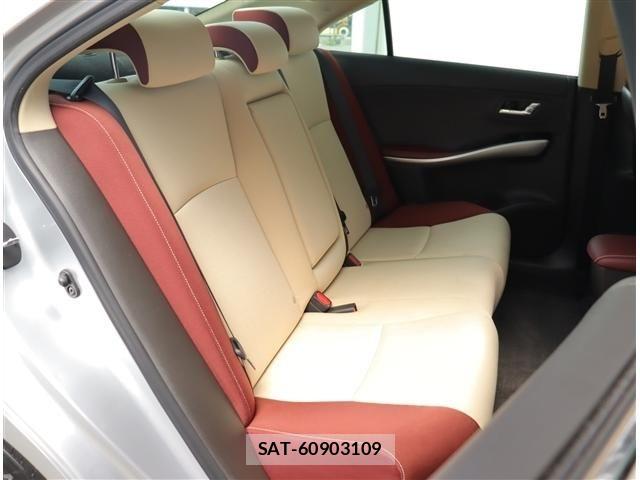 Toyota SAI 2015-01 6997879-5
