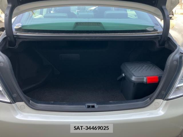 Toyota SAI 2010-01 7021483-9