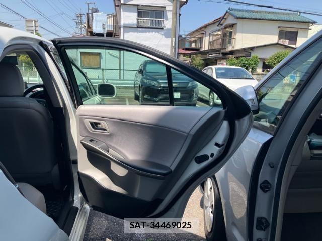 Toyota SAI 2010-01 7021483-11