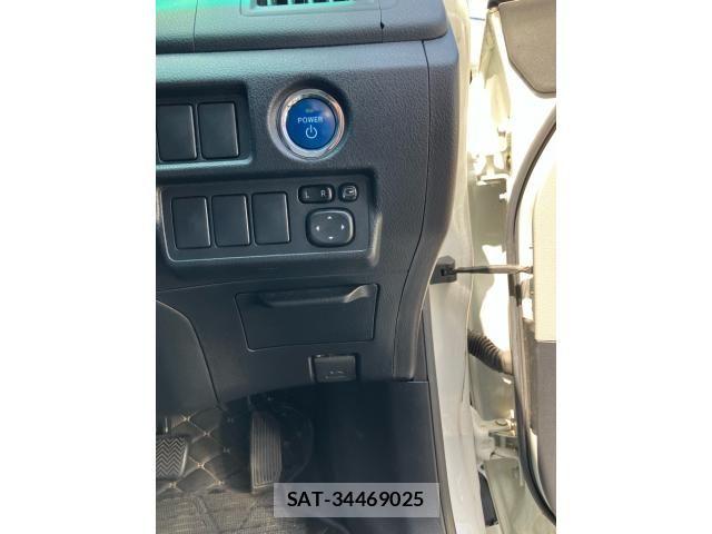 Toyota SAI 2010-01 7021483-16