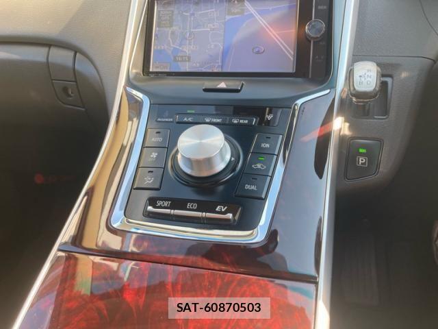 Toyota SAI 2013-09 7060575-15