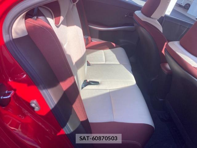 Toyota SAI 2013-09 7060575-5
