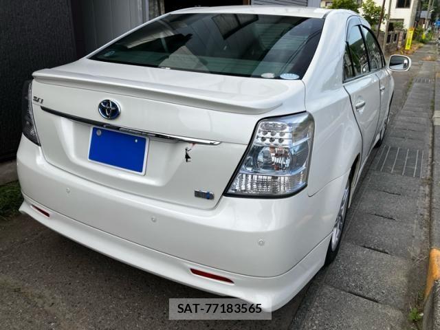 Toyota SAI 2010-04 7224587-3