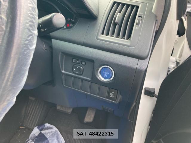 Toyota SAI 2013-12 7224588-10