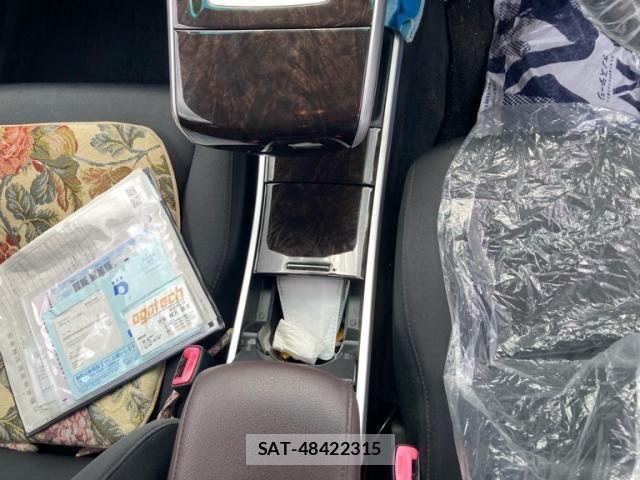 Toyota SAI 2013-12 7224588-12