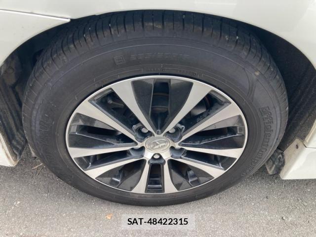 Toyota SAI 2013-12 7224588-5