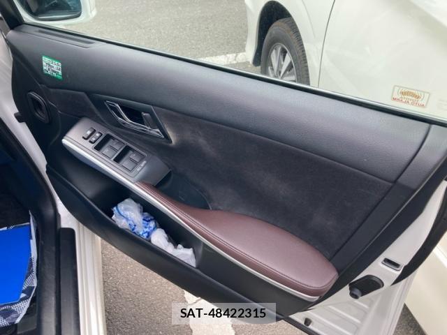 Toyota SAI 2013-12 7224588-7
