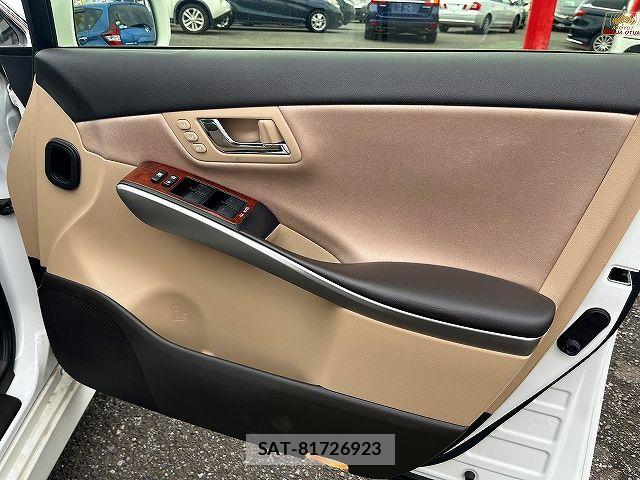 Toyota SAI 2012-05 7224591-10
