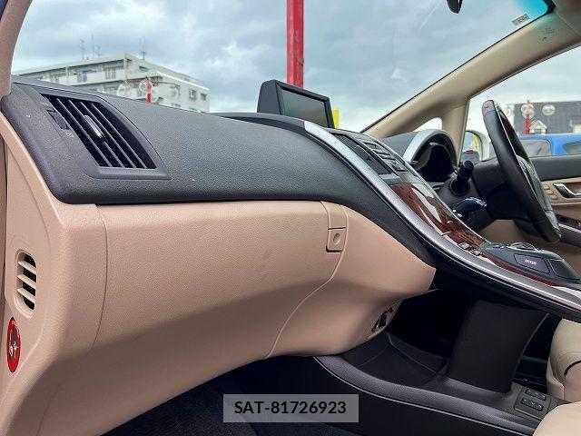 Toyota SAI 2012-05 7224591-18