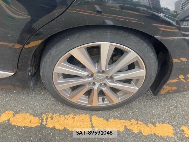Toyota SAI 2014-01 7252193-6