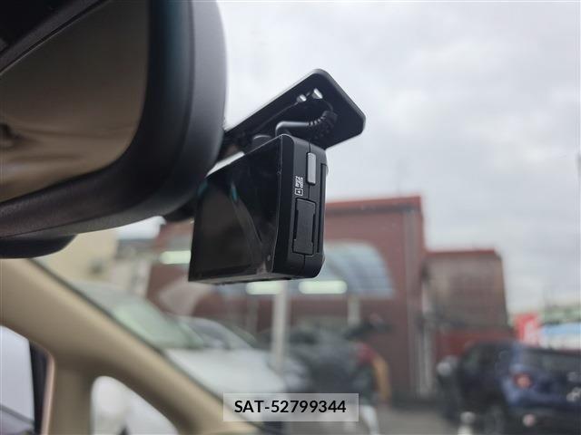 Toyota SAI 2014-08 7252195-10