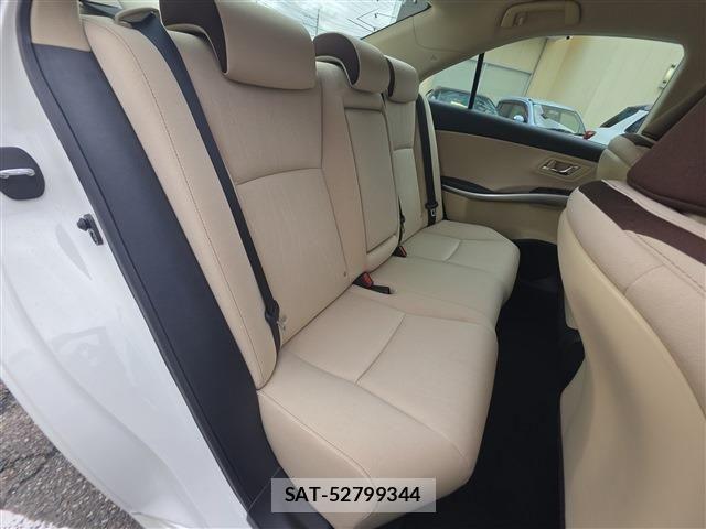 Toyota SAI 2014-08 7252195-6