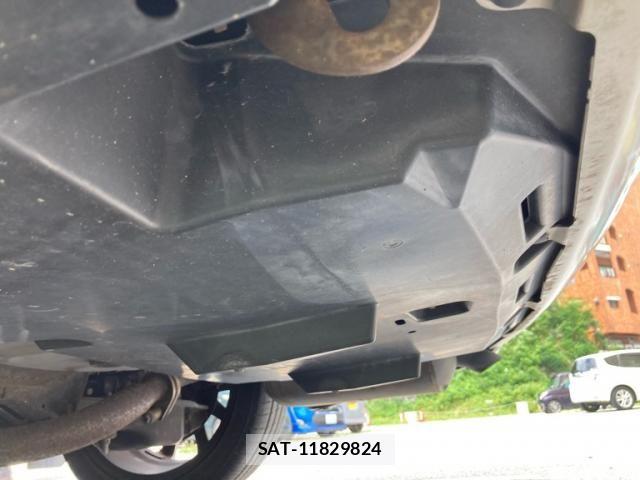 Toyota SAI 2011-08 7252196-9