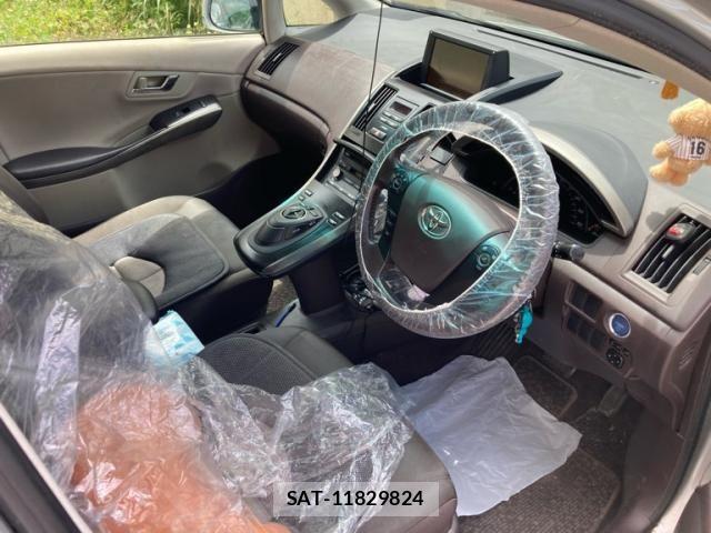 Toyota SAI 2011-08 7252196-15