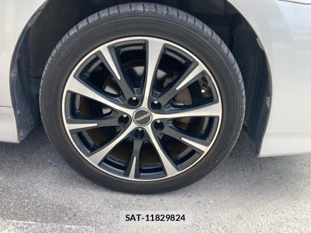 Toyota SAI 2011-08 7252196-4