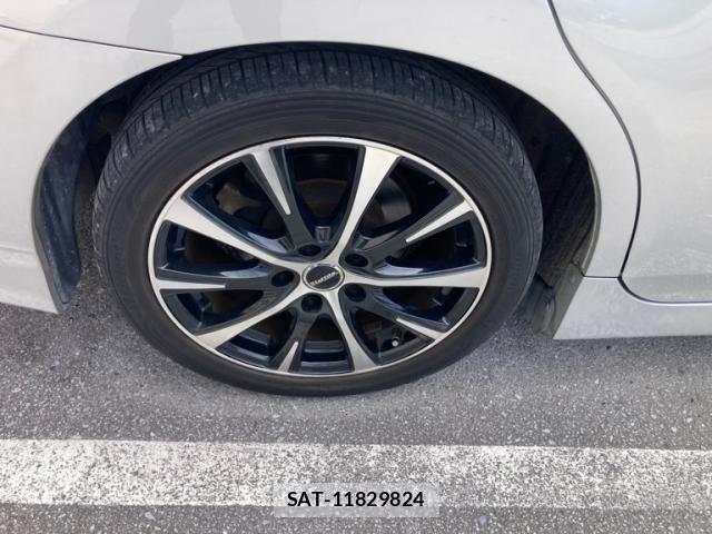 Toyota SAI 2011-08 7252196-8