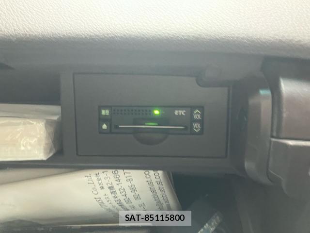 Toyota SAI 2010-03 7329920-22