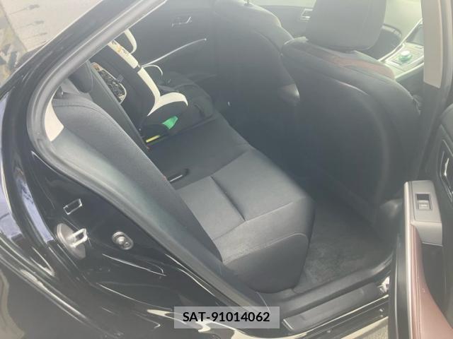 Toyota SAI 2015-12 7329917-10