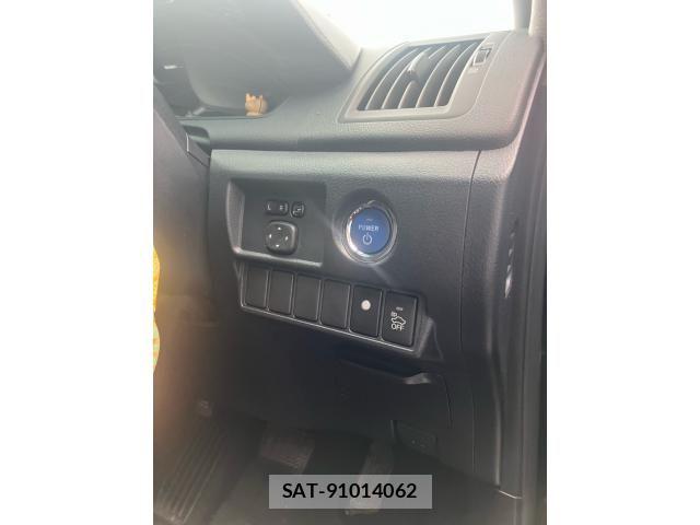 Toyota SAI 2015-12 7329917-17