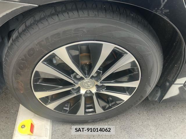 Toyota SAI 2015-12 7329917-5