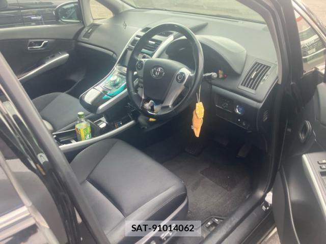 Toyota SAI 2015-12 7329917-8