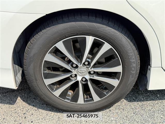 Toyota SAI 2014-03 7457516-11