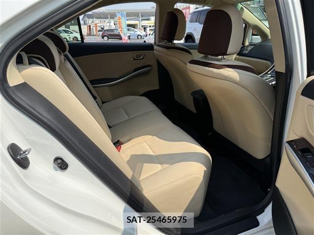 Toyota SAI 2014-03 7457516-17
