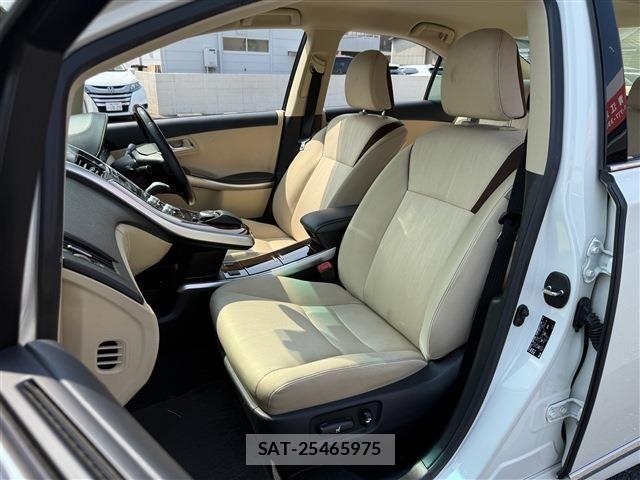 Toyota SAI 2014-03 7457516-21