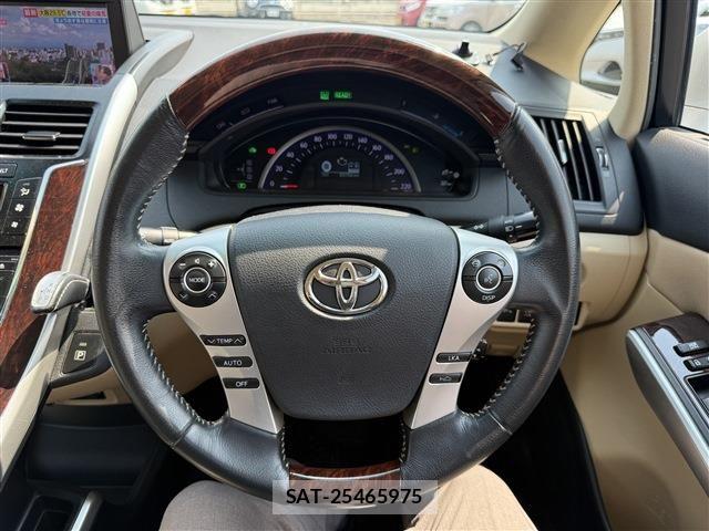 Toyota SAI 2014-03 7457516-26