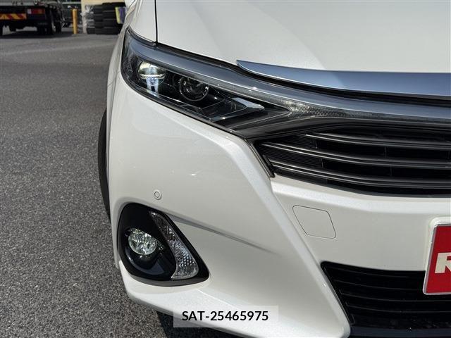 Toyota SAI 2014-03 7457516-3