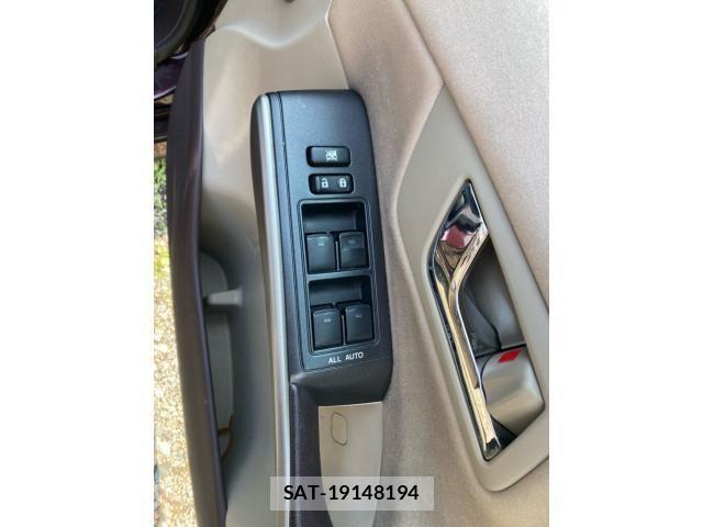 Toyota SAI 2010-01 7457521-17