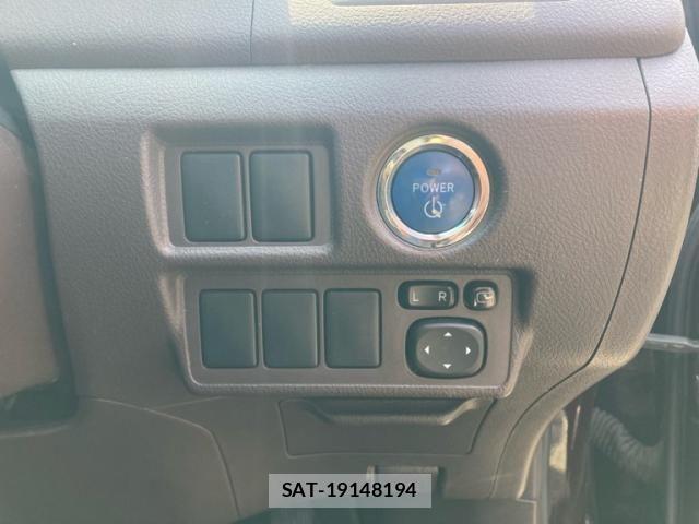 Toyota SAI 2010-01 7457521-18
