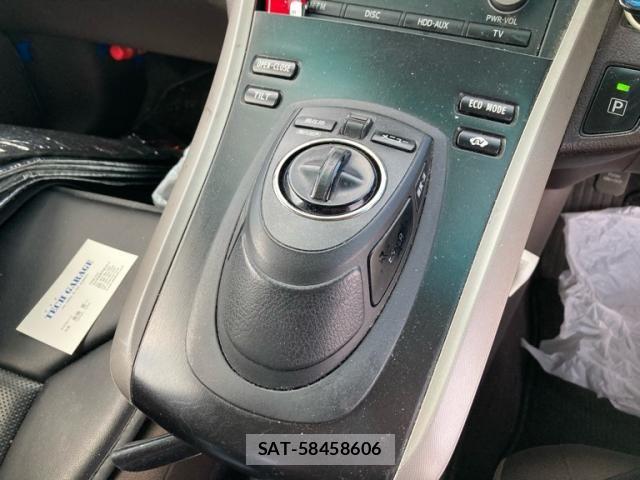 Toyota SAI 2011-09 7457522-28