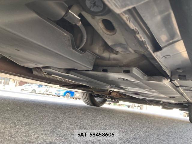 Toyota SAI 2011-09 7457522-7