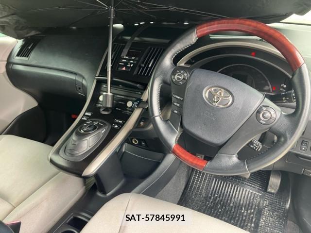 Toyota SAI 2010-03 7457529-14
