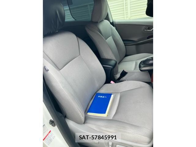 Toyota SAI 2010-03 7457529-15