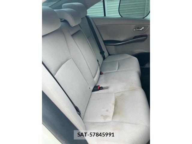 Toyota SAI 2010-03 7457529-16