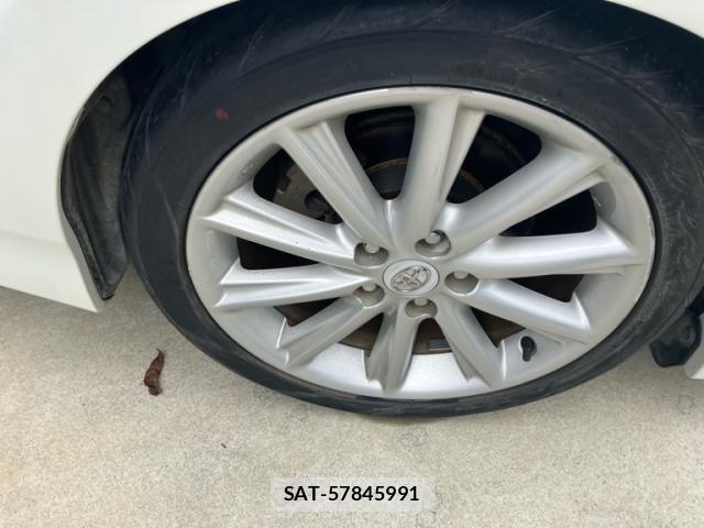 Toyota SAI 2010-03 7457529-5