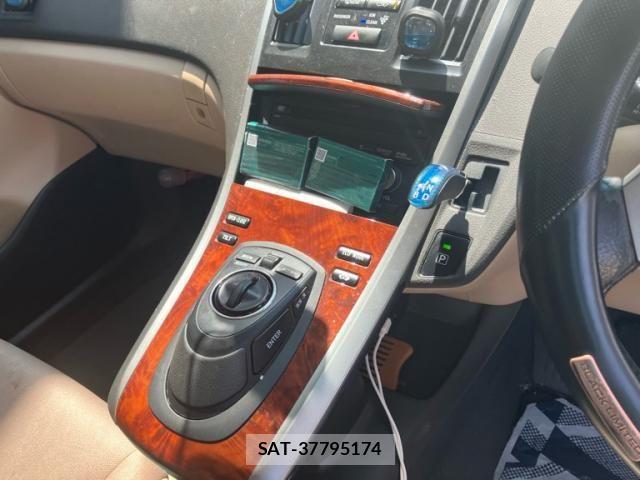 Toyota SAI 2012-07 7457519-17