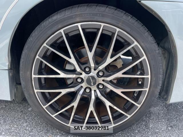 Toyota SAI 2010-03 7619768-12