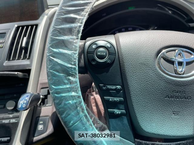 Toyota SAI 2010-03 7619768-19