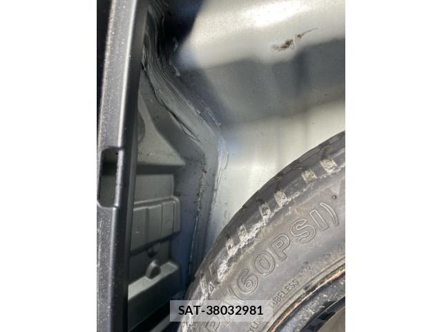 Toyota SAI 2010-03 7619768-28