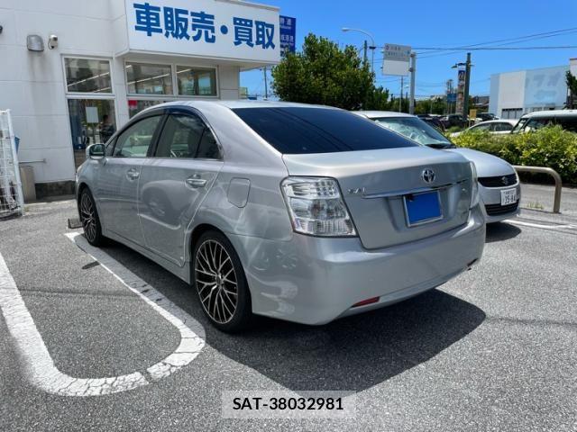 Toyota SAI 2010-03 7619768-8